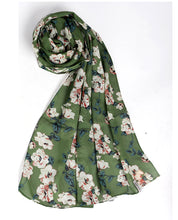 Green Oasis Floral Polygeorgette Hijab