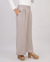 Herringbone Relaxed Bottom Trouser - Beige