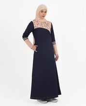 Navy & Tan Linear Print Jilbab