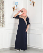 Navy & Tan Linear Print Jilbab