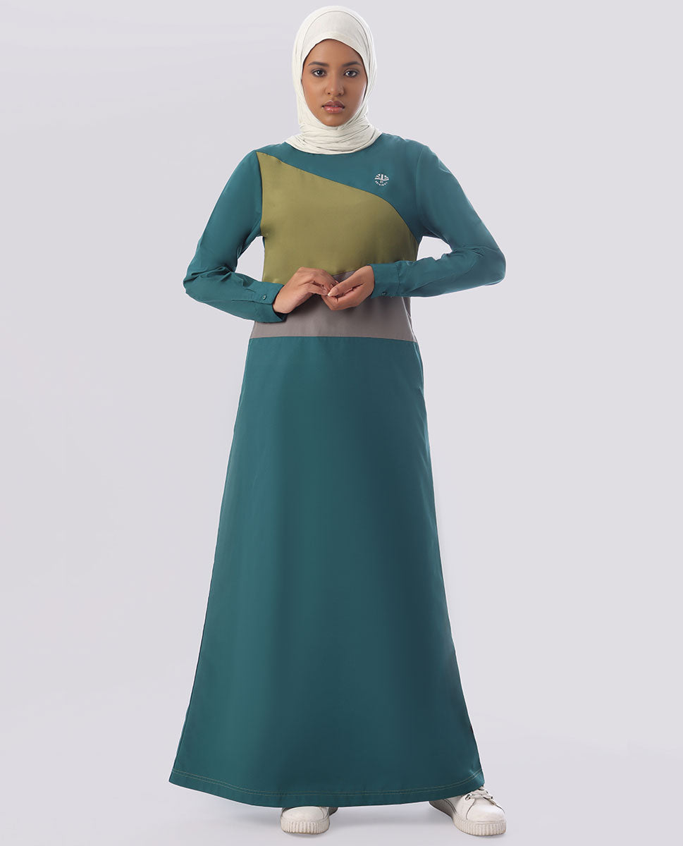 Pine Green Color Contrast Jilbab