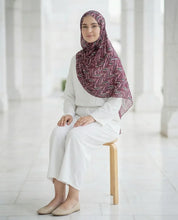 Mauve Flow – Printed Georgette Hijab