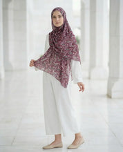 Mauve Flow – Printed Georgette Hijab