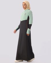 Chic Fashionista Color Contrast Black Jilbab