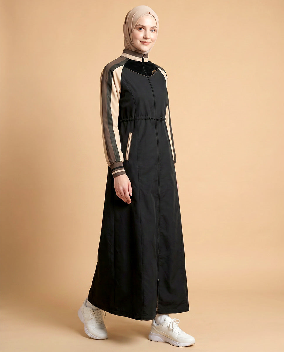 Black And Creme Toggle Waist Jilbab