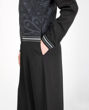 Black Paisley Zip Down Flared Jilbab