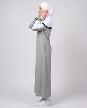 Classic Contrast Jilbab - Sage & White