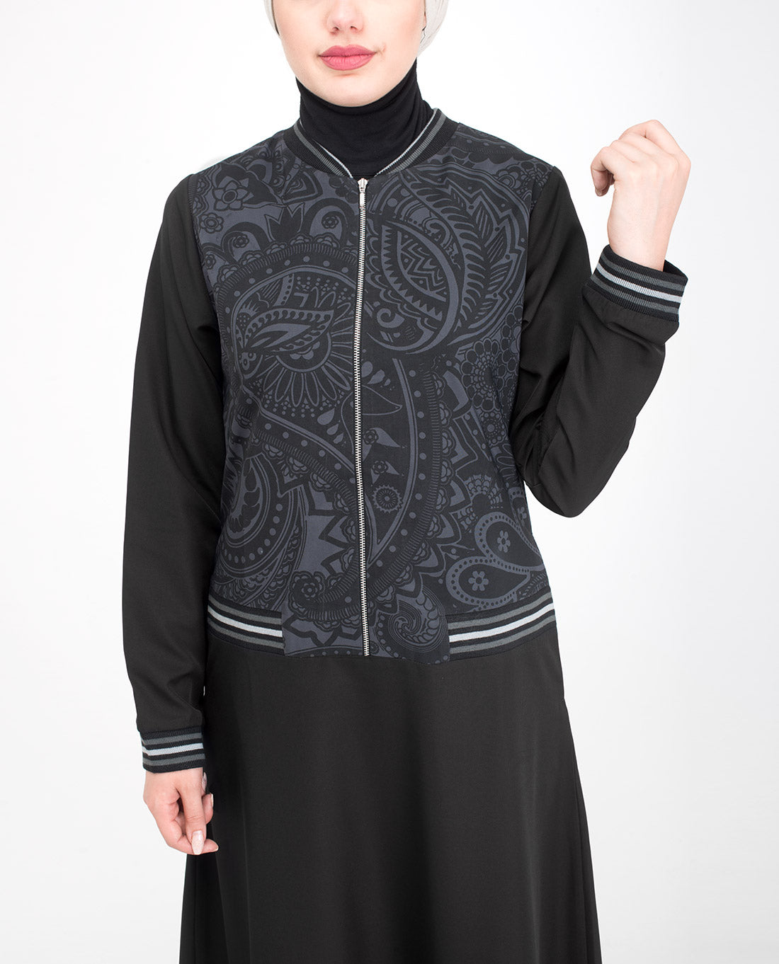 Black Paisley Zip Down Flared Jilbab