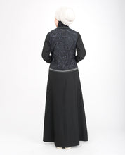 Black Paisley Zip Down Flared Jilbab