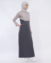 Calm Contrast Smart Look Jilbab