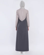 Calm Contrast Smart Look Jilbab