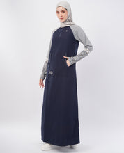 Everyday Edge Kangaroo Pockets Jilbab