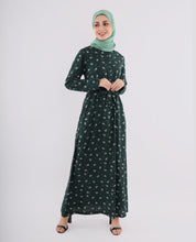 Precious Pine Printed Abaya