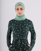 Precious Pine Printed Abaya