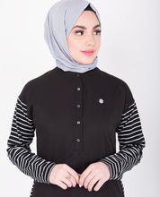 Classic Black Jilbab With Striper Sleeves