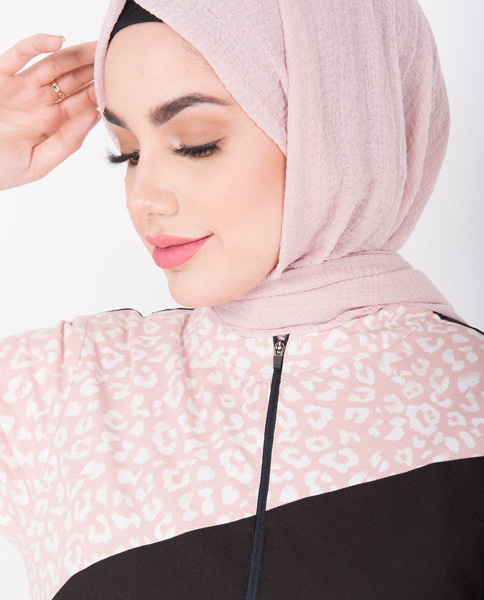 Black & Baby Pink Print Jilbab