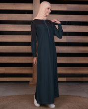 Contrast Flow Urban Jilbab