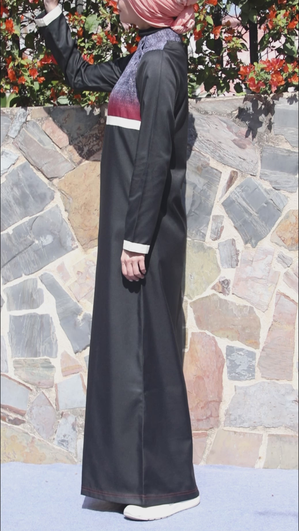 Chic Contrast Midnight Black Jilbab