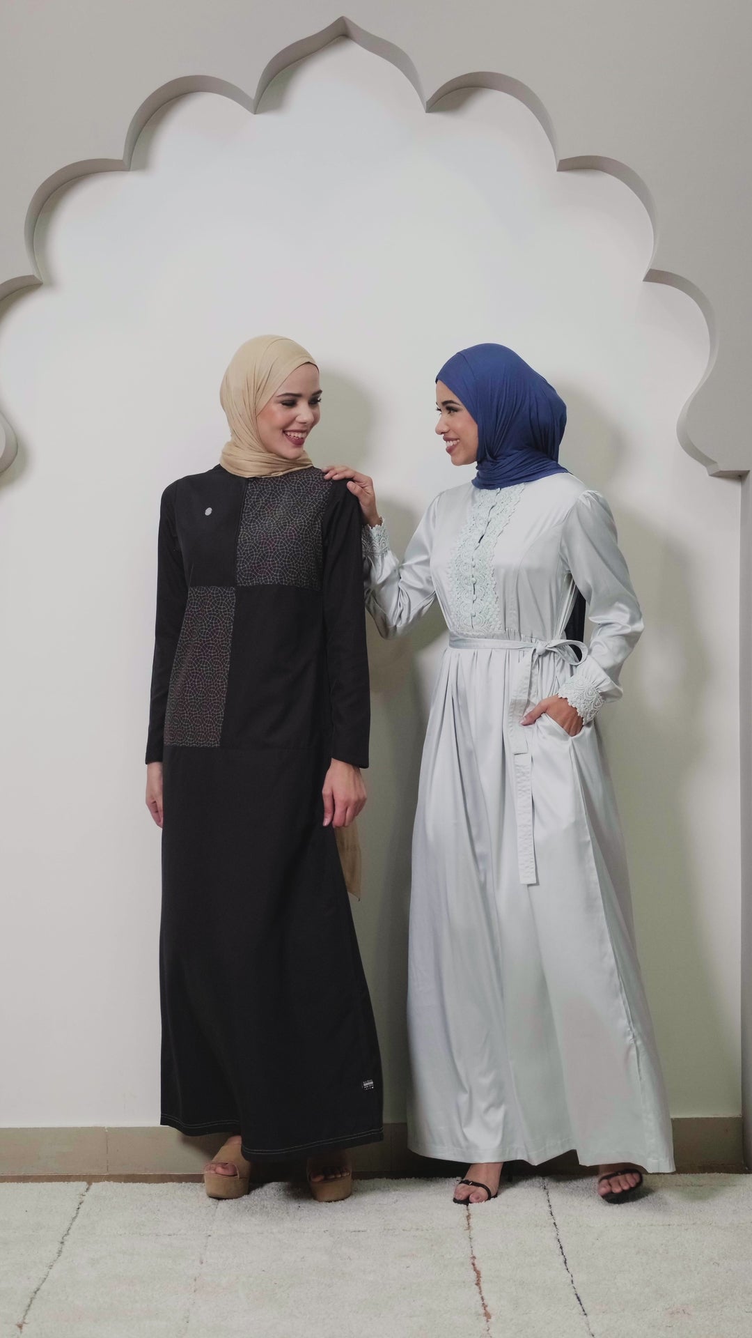 Elysian Black: Soft Touch Taslon Jilbab