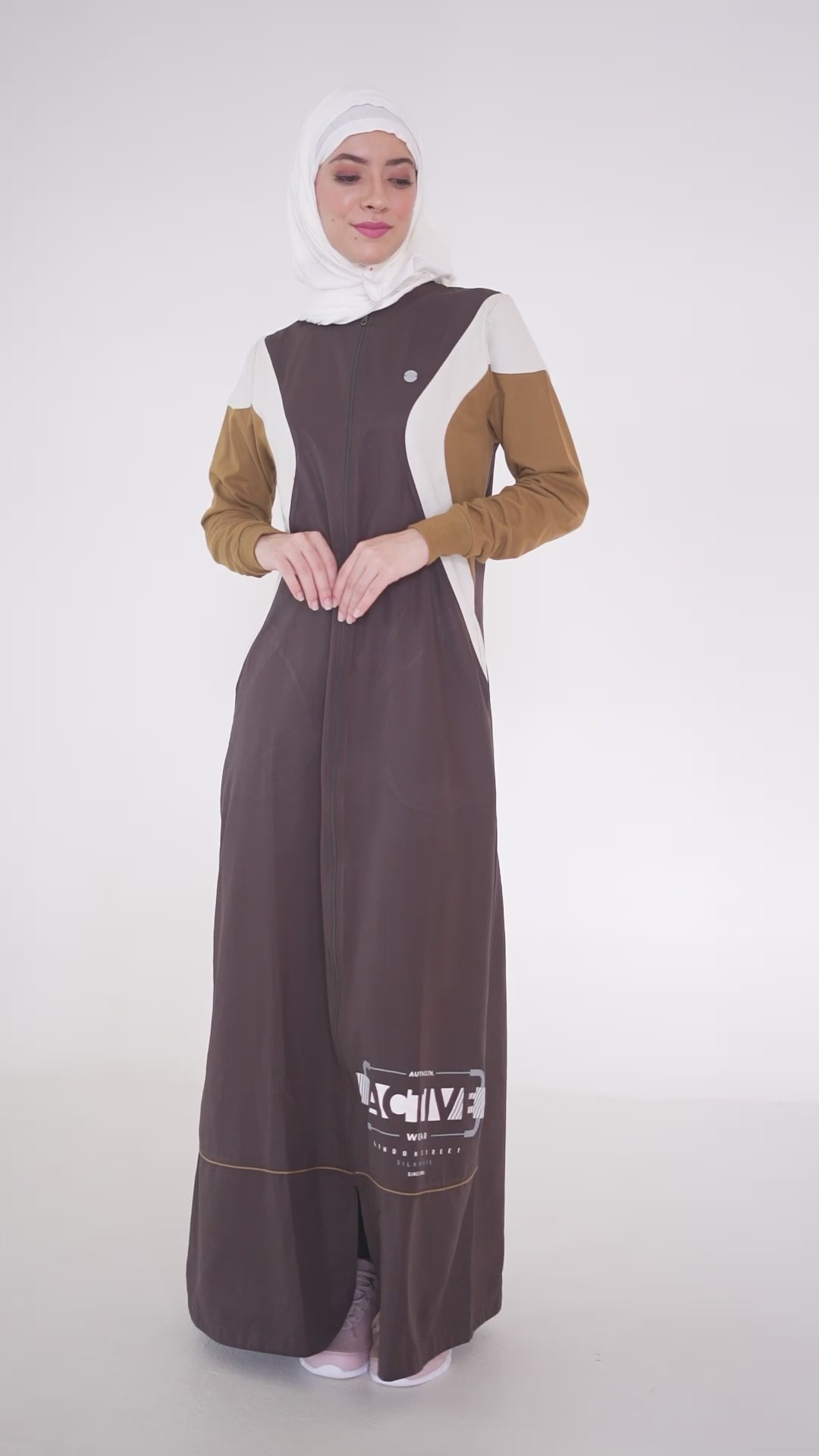 Sepia Hue Contrast Sleeves Jilbab