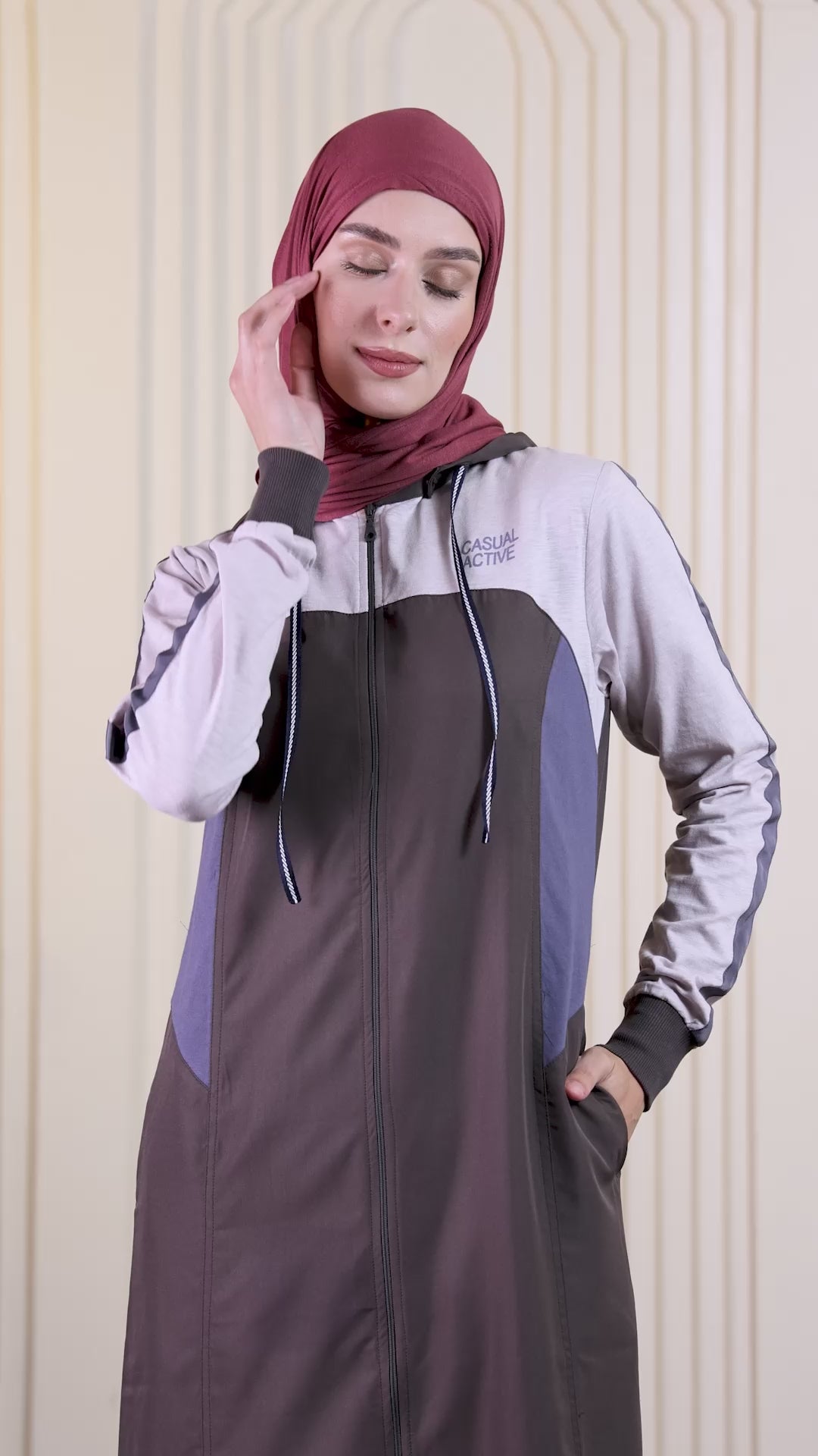 Skyline Contrast Detachable Hood Jilbab
